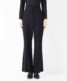 mame（マメ）の「ハイウエストセンタークリーストラウザーズ