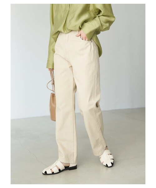 earth music&ecology（アースミュージックアンドエコロジー）の「【予約】ストレートデニム（パンツ・アイボリー/グレーベージュ/インディゴ・S/M/L）」の3枚目の写真