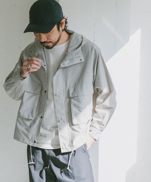 URBAN RESEARCH DOORS（アーバンリサーチドアーズ）の「【42サイズ/WEB限定】コットンナイロンクロスカラーマウンテンパーカー（その他・メンズ・Yellow/White/Purple/Green/Black・38/40/42）」の14枚目の写真