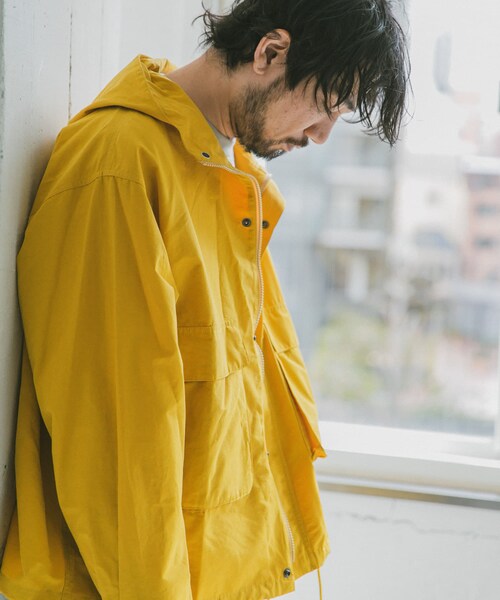 URBAN RESEARCH DOORS（アーバンリサーチドアーズ）の「【42サイズ/WEB限定】コットンナイロンクロスカラーマウンテンパーカー（その他・メンズ・Yellow/White/Purple/Green/Black・38/40/42）」の19枚目の写真