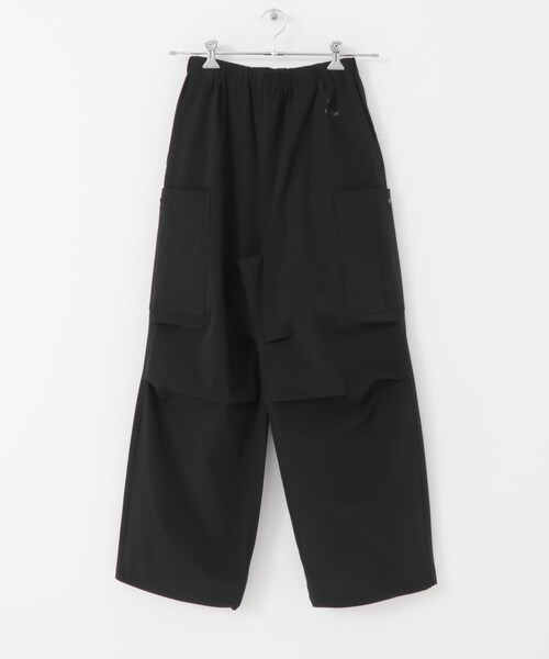 Uiscel(ユイセル)の「Uiscel ルーズカーゴボトム(その他・メンズ・BLACK/BEIGE・M/L)」の1枚目の写真