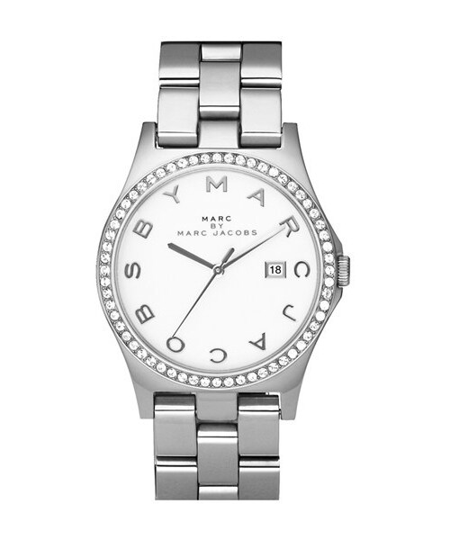 Marc by Marc Jacobs（マークバイマークジェイコブス）の「MARC BY MARC JACOBS 'Henry' Stainless Steel Watch（アナログ腕時計・レディース・Silver / Crystal）」の2枚目の写真