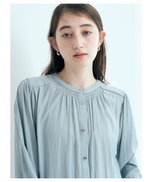 YECCA VECCA（イェッカヴェッカ）の「2wayシャーリングブラウス（トップス・オフホワイト/イエロー/ミント/ネイビー・F）」の6枚目の写真