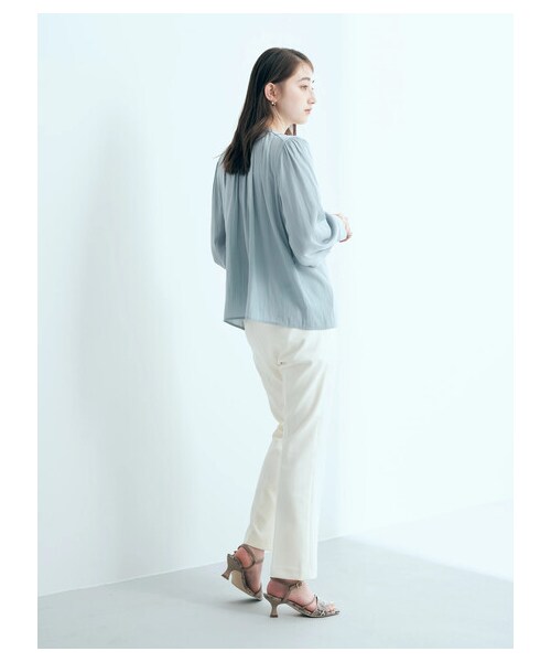 YECCA VECCA（イェッカヴェッカ）の「2wayシャーリングブラウス（トップス・オフホワイト/イエロー/ミント/ネイビー・F）」の13枚目の写真