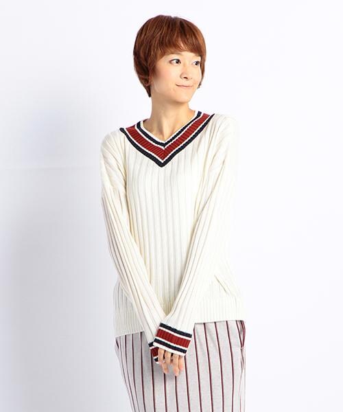 DOUBLE NAME（ダブルネーム）の「ライン入りプルオーバーVネックニット（トップス・レディース・ネイビー/イエロー/キナリ・FREE）」の3枚目の写真