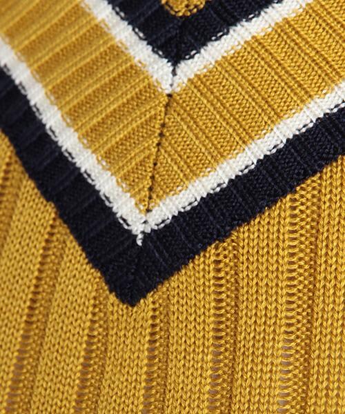 DOUBLE NAME（ダブルネーム）の「ライン入りプルオーバーVネックニット（トップス・レディース・ネイビー/イエロー/キナリ・FREE）」の7枚目の写真