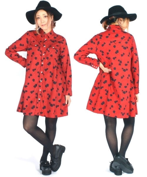 RNA（アールエヌエー）の「ストロベリーハートシャツワンピ（ワンピース/ドレス・レディース・ブラック/ネイビー/ダークレッド・M）」の3枚目の写真