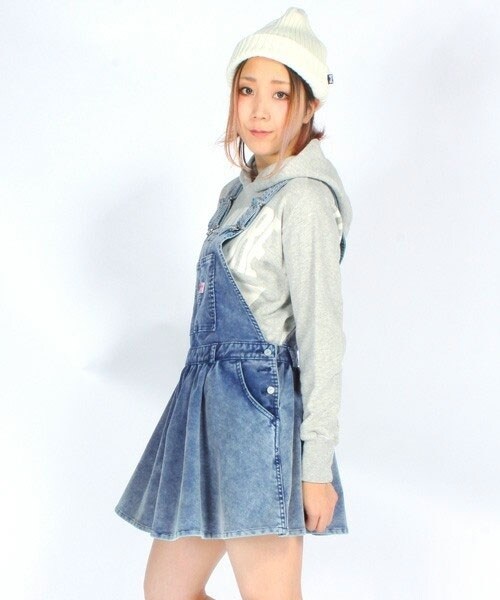 RNA(アールエヌエー)の「インディゴコーデュロイジャンスカ(ワンピース/ドレス・レディース・インディゴ淡色/インディゴ濃色・M)」の3枚目の写真