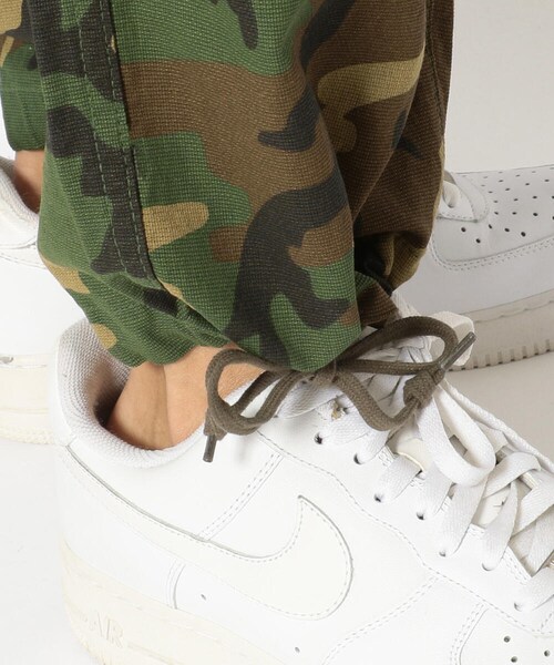 AVIREX（アヴィレックス）の「ユーティリティ イージー パンツ/UTILITY EASY PANT（パンツ・メンズ・BLACK/BEIGE/OLIVE/KHAKI/CAMO/OLIVE/CAMO・1, 2, 3）」の8枚目の写真