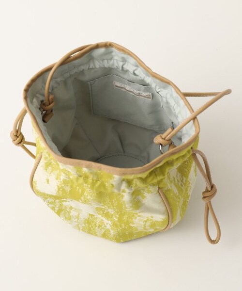 RAY CASSIN（レイカズン）の「ジャガード巾着2wayバッグ（バッグ・レディース・イエロー/キナリ・FREE）」の7枚目の写真