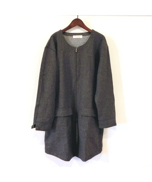 A（エィス）の「Bernabeu 圧縮ウール天竺 コンビネーション×テンセルサーモトロン天竺 ノーカラー ライニングコート L.GRAY×WHITE（その他トップス・メンズ・その他）」の2枚目の写真