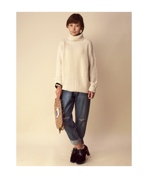 w closet（ダブルクローゼット）の「3G片畦編みタートルニットプルオーバー（トップス・レディース・オフホワイト/S.ピンク/カーキ・FREE）」の11枚目の写真
