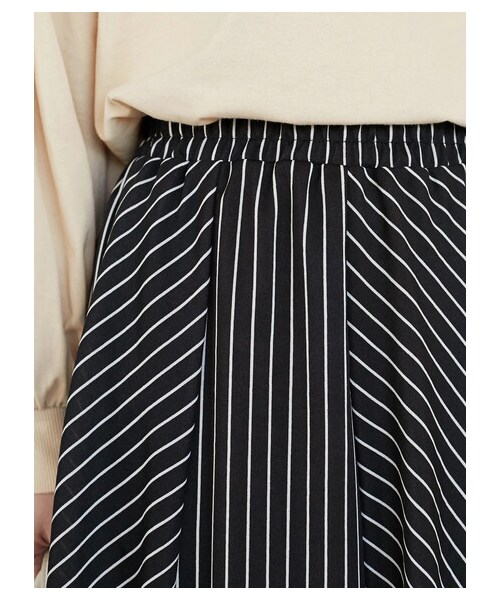 Green　Parks（グリーンパークス）の「・RAY CASSIN ストライプフレアハギスカート（スカート・ブラック/ピンク/ベージュ/カーキ・F）」の5枚目の写真
