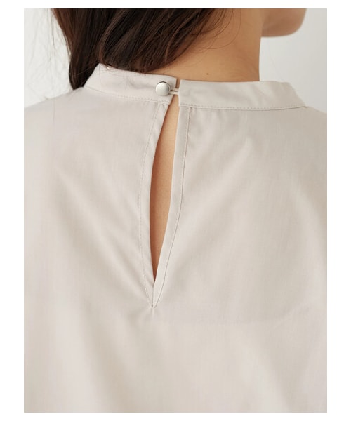 Green　Parks（グリーンパークス）の「・ELENCARE DUE ボリュームスリーブブラウス（トップス・オフホワイト/ブラック/ベージュ/ブルー・F）」の7枚目の写真