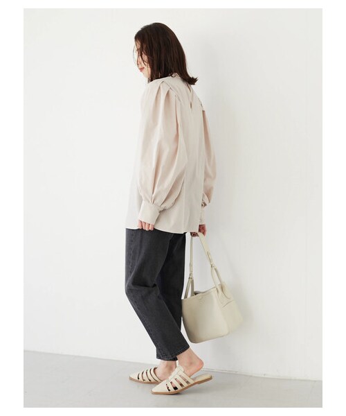 Green　Parks（グリーンパークス）の「・ELENCARE DUE ボリュームスリーブブラウス（トップス・オフホワイト/ブラック/ベージュ/ブルー・F）」の3枚目の写真