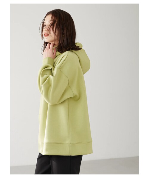 Green　Parks（グリーンパークス）の「・ELENCARE DUE ハーフZIPパーカー（トップス・オフホワイト/ブラック/イエロー/グリーン・F）」の4枚目の写真