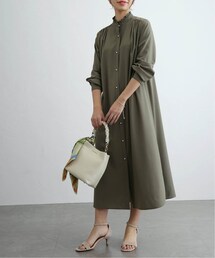 La TOTALITE（ラトータリテ）の「《予約》フリルバンドカラーパールワンピース◆（その他）」