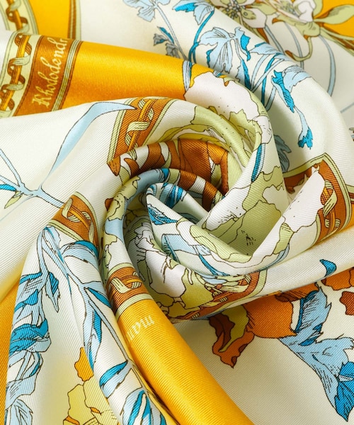 【新品タグ付き】manipuri／マニプリ　サークルフラワー　SILK　スカーフ La TOTALITE（ラトータリテ）の「【manipuri/マニプリ】サークル