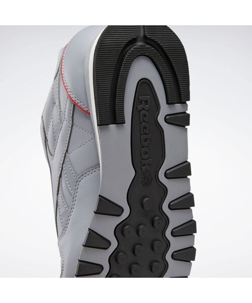 Reebok(リーボック)の「クラシック レザー 1983 ビンテージ / Classic Leather 1983 Vintage Shoes(シューズ・チョーク/チョーク/ベクターレッド(GX0281)/コールドグレー/フラッシュレッド/チョーク(GX0282))」の17枚目の写真