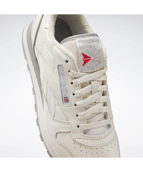 Reebok(リーボック)の「クラシック レザー 1983 ビンテージ / Classic Leather 1983 Vintage Shoes(シューズ・チョーク/チョーク/ベクターレッド(GX0281)/コールドグレー/フラッシュレッド/チョーク(GX0282))」の7枚目の写真