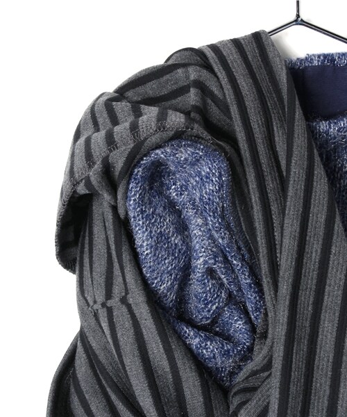 GLOBAL WORK(グローバルワーク)の「【キッズ】ハイネックタイトスカートワンピース(ワンピース/ドレス・キッズ・ダークグレー×レッドボーダー09/グレー×ホワイトボーダー15/ブルー×グレーボーダー85・S(90~100cm)/M(100~110cm)/L(110~120cm)/XL(120~130cm))」の8枚目の写真