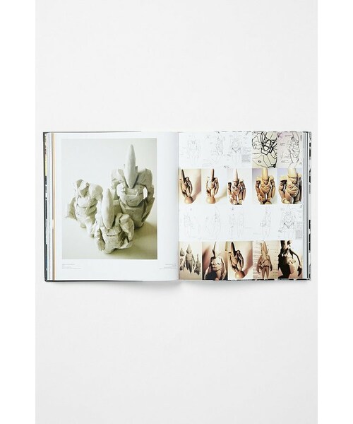 URBAN OUTFITTERS（アーバンアウトフィッターズ）の「Urban Archaeology: Twenty-One Years of MoWax By James Lavelle（本・ASSORTED・ONE SIZE）」の3枚目の写真