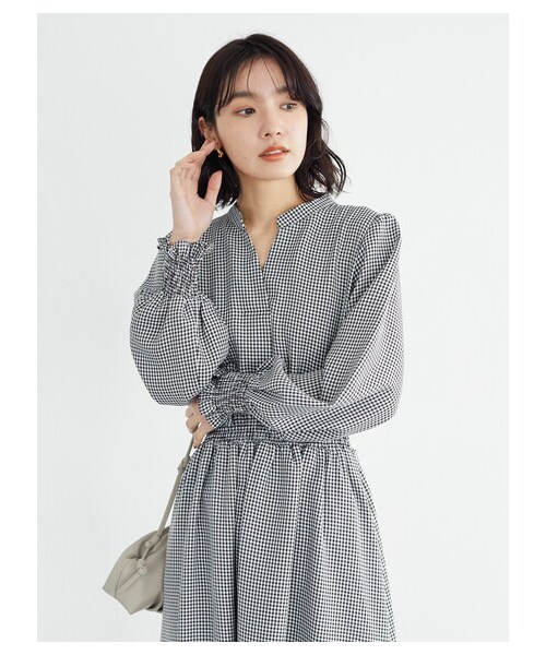 Green　Parks（グリーンパークス）の「・ELENCARE DUEパターンスキッパーワンピース（ワンピース/ドレス・オフホワイト/グレー/ブラック/ベージュ・F）」の11枚目の写真