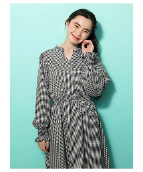 Green　Parks（グリーンパークス）の「・ELENCARE DUEパターンスキッパーワンピース（ワンピース/ドレス・オフホワイト/グレー/ブラック/ベージュ・F）」の6枚目の写真