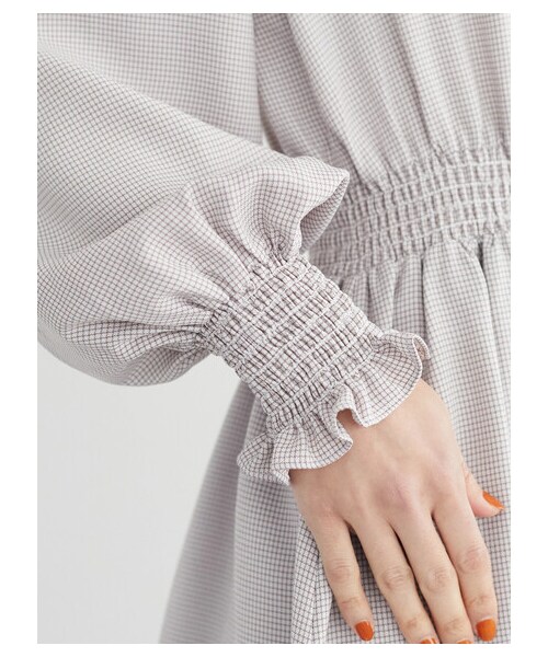 Green　Parks（グリーンパークス）の「・ELENCARE DUEパターンスキッパーワンピース（ワンピース/ドレス・オフホワイト/グレー/ブラック/ベージュ・F）」の16枚目の写真