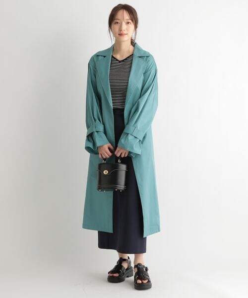 Andemiu（アンデミュウ）の「ソデボリュームトレンチコート（ジャケット/アウター・レディース・ピンク25/ベージュ52/グリーン75・F）」の8枚目の写真