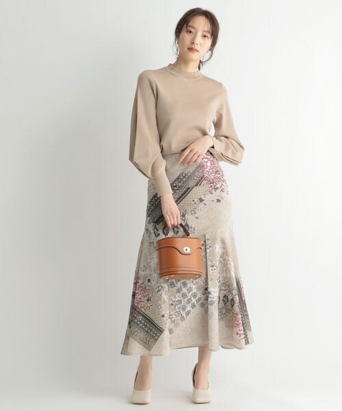 Andemiu（アンデミュウ）の「ソデタックニット8分袖（トップス・レディース・ブラック09/ブラウン52/イエロー65/ブルー80・F）」の8枚目の写真