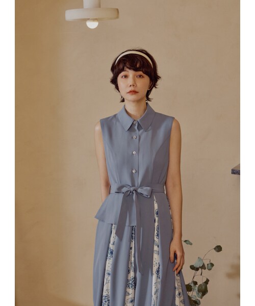 Marjorie（マージョリー）の「思念的角度，獨家青花瓷印花拼色無袖洋裝（その他・レディース・淺藍・XS/S/M/L）」の4枚目の写真