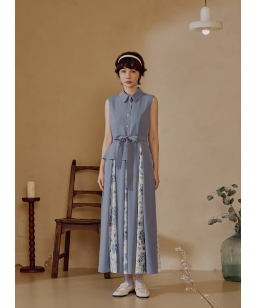 Marjorie（マージョリー）の「思念的角度，獨家青花瓷印花拼色無袖洋裝（その他・レディース・淺藍・XS/S/M/L）」の5枚目の写真