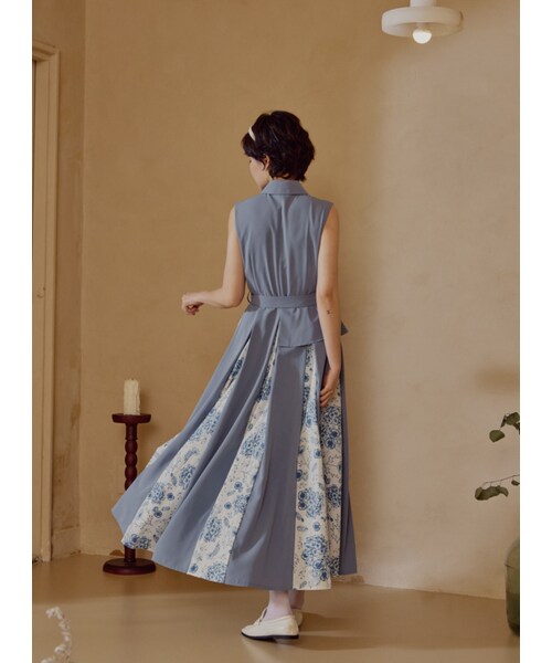 Marjorie（マージョリー）の「思念的角度，獨家青花瓷印花拼色無袖洋裝（その他・レディース・淺藍・XS/S/M/L）」の6枚目の写真