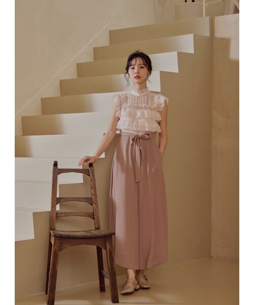 Marjorie（マージョリー）の「迴游，透膚荷葉造型異材質拼接連身褲（パンツ・レディース・粉/淺藍・XS/S/M/L）」の5枚目の写真