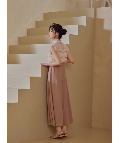 Marjorie（マージョリー）の「迴游，透膚荷葉造型異材質拼接連身褲（パンツ・レディース・粉/淺藍・XS/S/M/L）」の6枚目の写真