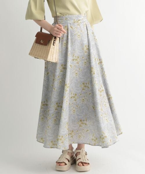 スカッターフラワースカート