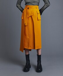 UNITED TOKYO（ユナイテッドトウキョウ）の「ビジーアートプリーツ