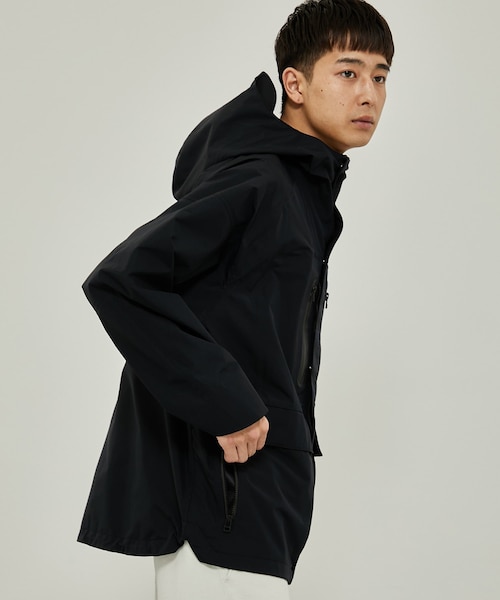 A + TOKYO（エープラストウキョウ）の「TOKYO TEX W.P パーカー（ブルゾン・メンズ・O.WHT/SLV/BLK・1/2/3）」の2枚目の写真