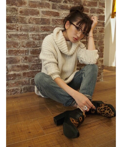 Ungrid（アングリッド）の「【Casual】ルーズタートルニット（トップス・レディース・オフホワイト/グレー/ブラック・F）」の6枚目の写真