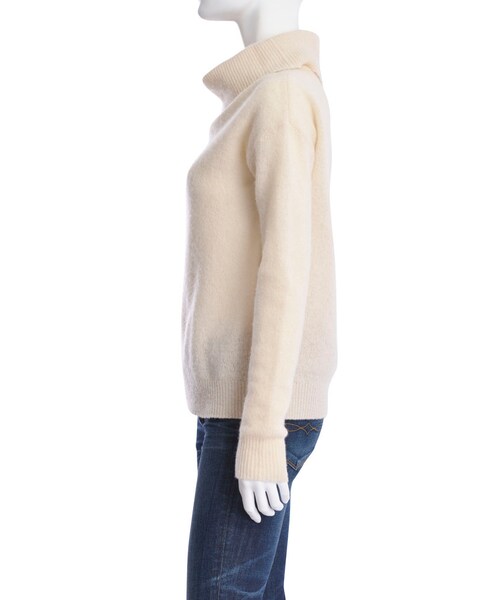 Ungrid（アングリッド）の「【Casual】プレーンタートルニット（トップス・レディース・オフホワイト/チャコールグレー/レッド・F）」の8枚目の写真