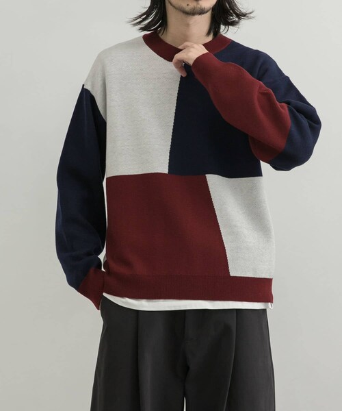 URBAN RESEARCH ID(アーバンリサーチ アイディー)の「URBAN RESEARCH iD 色塊拼接針織衫(トップス・メンズ・藏青色/綠色・M/L)」の7枚目の写真