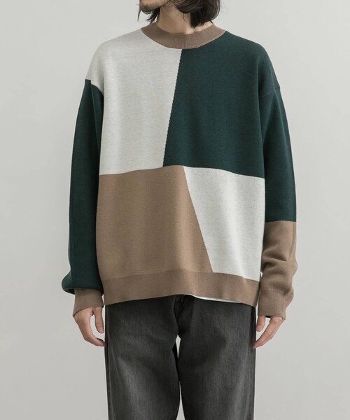 URBAN RESEARCH ID(アーバンリサーチ アイディー)の「URBAN RESEARCH iD 色塊拼接針織衫(トップス・メンズ・藏青色/綠色・M/L)」の10枚目の写真