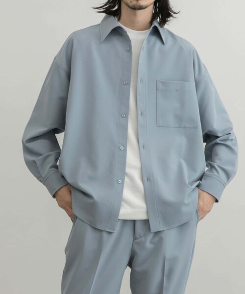 URBAN RESEARCH ID（アーバンリサーチ アイディー）の「URBAN RESEARCH iD 垂墜感寬鬆斜紋襯衫（トップス・メンズ・褐灰色/淡藍色/灰色・M/L）」の2枚目の写真