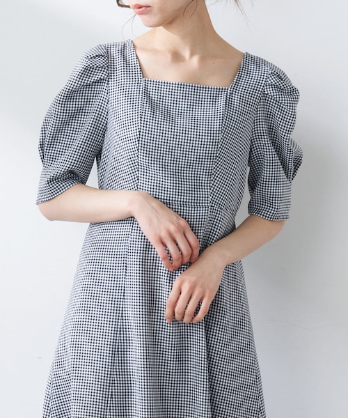 OLIVE des OLIVE（オリーブデオリーブ）の「スクエアNワンピース（ワンピース・レディース・ブラック/インディゴブルー・FREE）」の2枚目の写真
