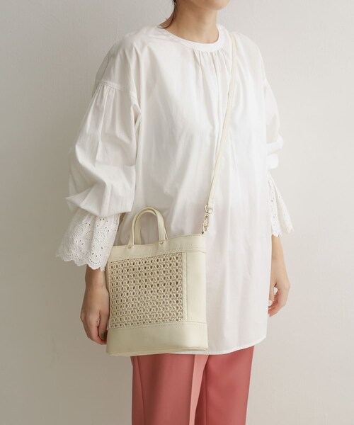 URBAN RESEARCH DOORS（アーバンリサーチドアーズ）の「2WAYメッシュショルダーバッグ（その他・レディース・CREAM/BLACK・one）」の5枚目の写真