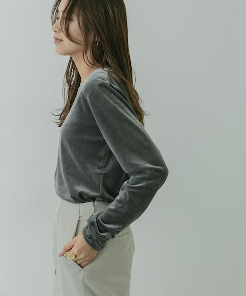 KBF+(ケービーエフプラス)の「KBF+ ベロアロングTシャツ∴(その他・レディース・GREEN/CHARCOAL/L.GREIGE・one)」の8枚目の写真