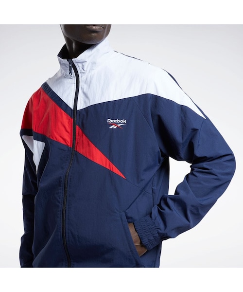 Reebok（リーボック）の「クラシックス ベクター トラック ジャケット / Classics Vector Track Jacket（ジャケット/アウター・ベクターネイビー(H54456)/エッセンシャルブルー(H54457)/ナイトブラック(HB5972)）」の6枚目の写真
