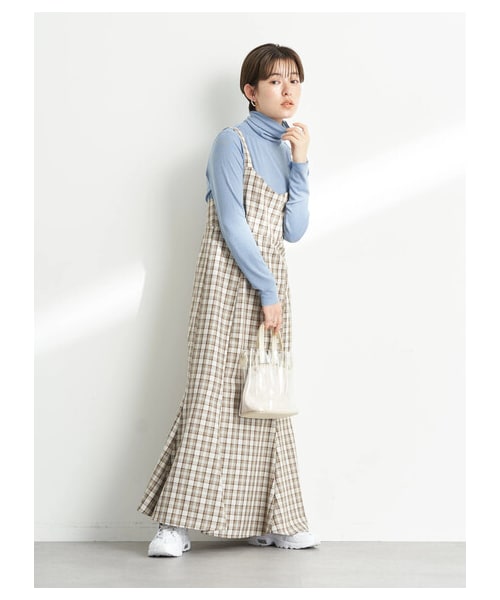 earth music&ecology(アースミュージックアンドエコロジー)の「【予約】チェックキャミワンピース(ワンピース/ドレス・ブラック/ブラウン・S/M)」の4枚目の写真