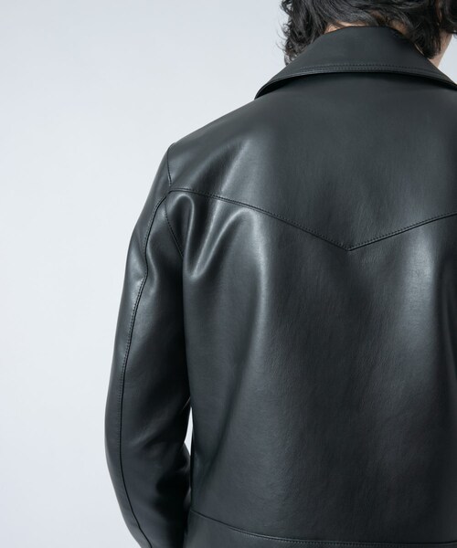 URBAN RESEARCH ROSSO WOMEN(アーバンリサーチ ロッソ)の「仿皮革質感騎士外套(ジャケット/アウター・メンズ・黑色・M/L)」の15枚目の写真